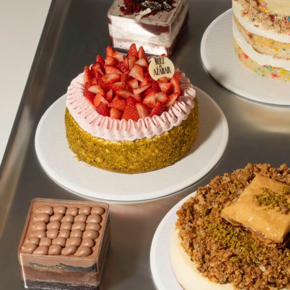 Ejemplos de postres originales de Nuez de Azahar